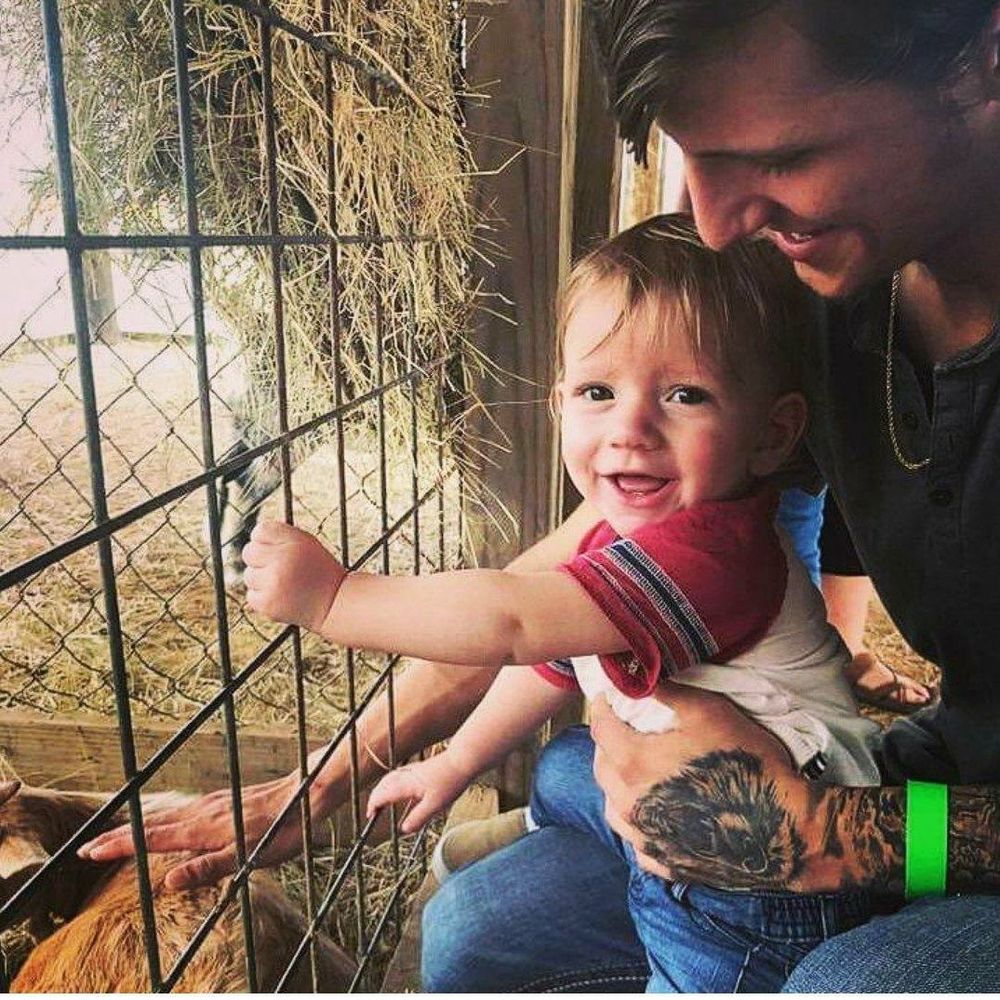 Meet your Posher, Chase